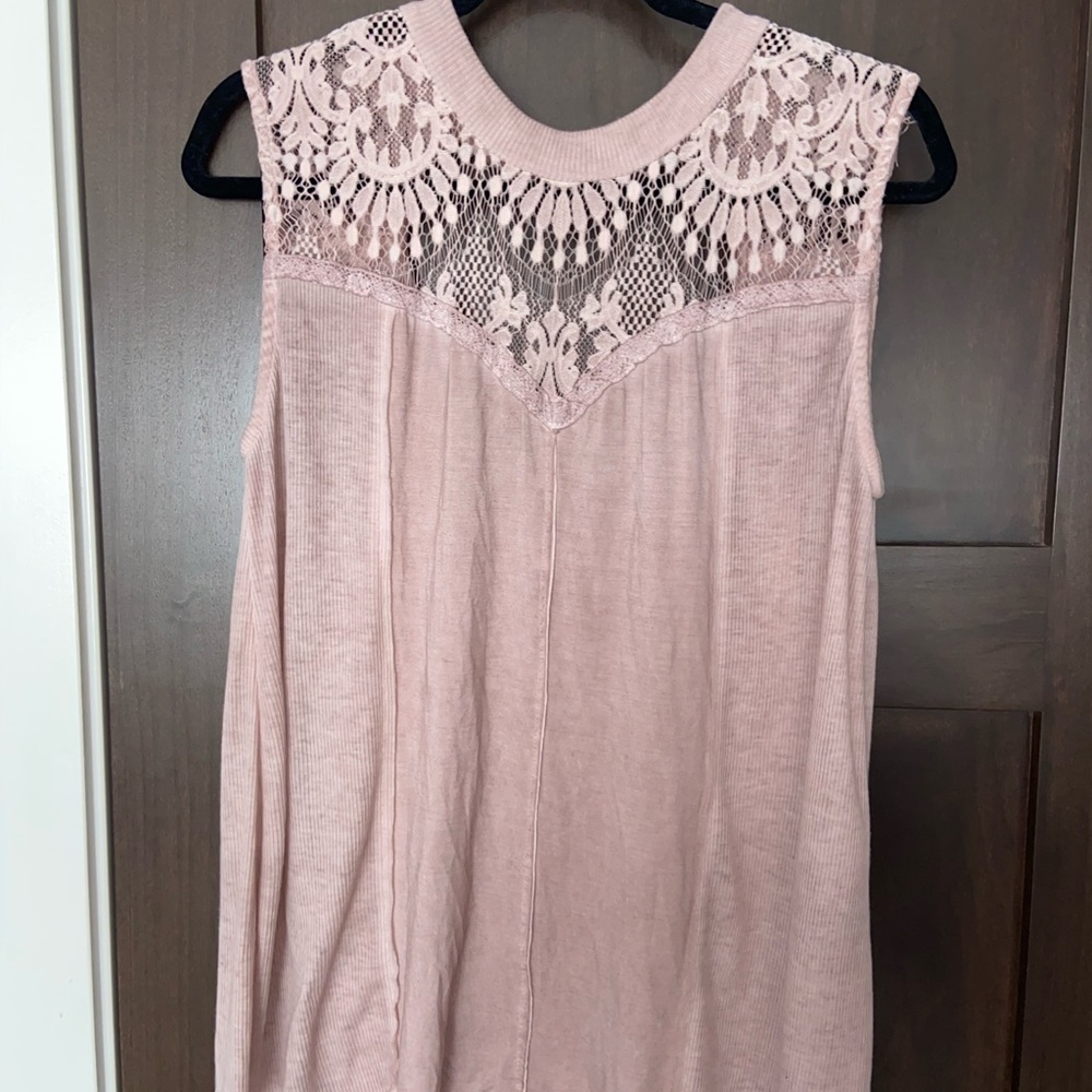Pale pink/blush tank top